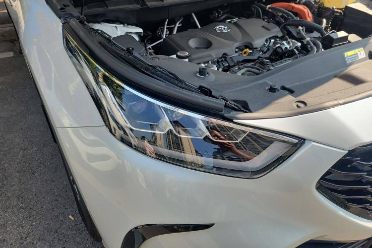 Used Toyota Crown Kluger 2024 2.5L HEV Four-Wheel Drive Premium Edition Right Front Headlight