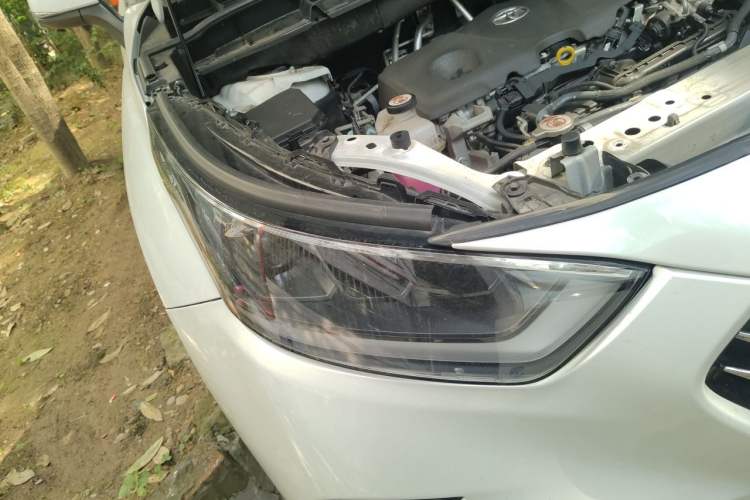 Used Toyota Crown Kluger 2024 2.5L HEV Four-Wheel Drive Luxury Edition Right Front Headlight