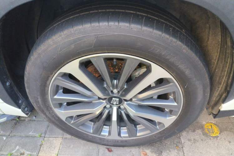 Used Toyota Crown Kluger 2024 2.5L HEV Four-Wheel Drive Premium Edition Right Front Wheel Hub