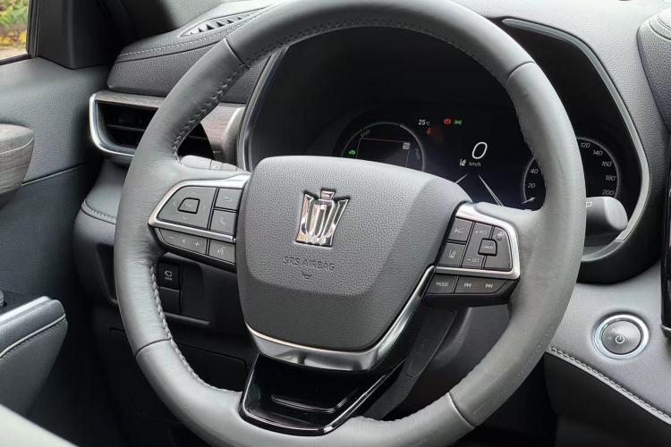 Used Toyota Crown Kluger 2024 2.5L HEV Four-Wheel Drive Premium Edition Steering Wheel