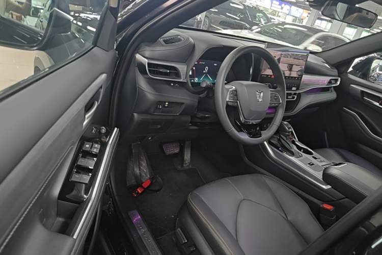 Used Toyota Crown Kluger 2026 Model 2.5L HEV All-Wheel-Drive Luxury Edition Driver Seat