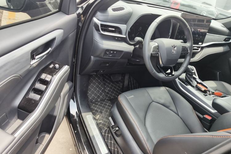 Used Toyota Crown Kluger 2026 Model 2.5L HEV All-Wheel-Drive Prestige Edition Driver Seat
