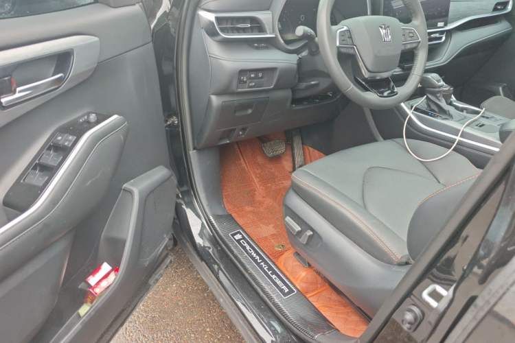 Used Toyota Crown Kluger 2026 Model 2.5L HEV All-Wheel-Drive Prestige Edition Driver Seat