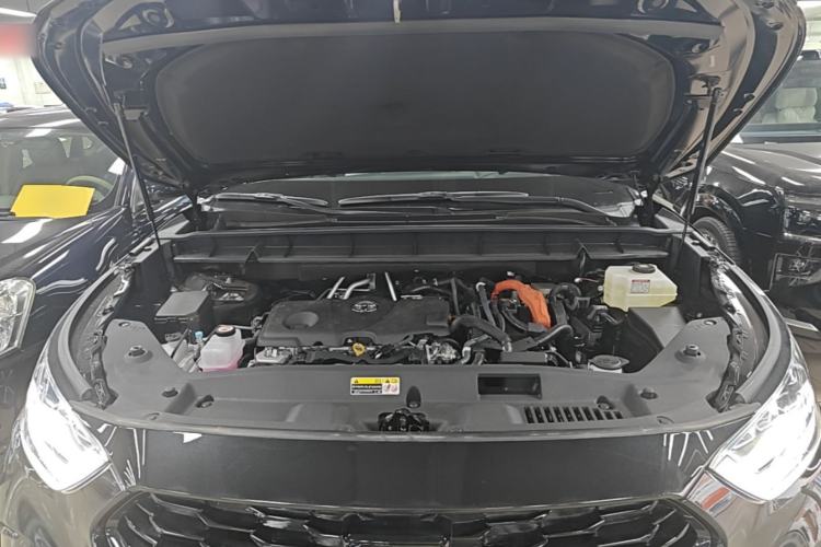 Used Toyota Crown Kluger 2026 Model 2.5L HEV All-Wheel-Drive Prestige Edition Engine Bay