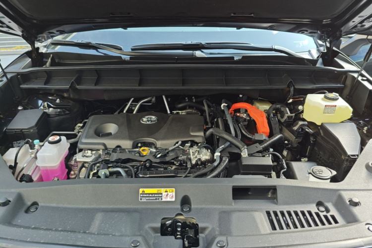 Used Toyota Crown Kluger 2026 Model 2.5L HEV All-Wheel-Drive Luxury Edition Engine Bay