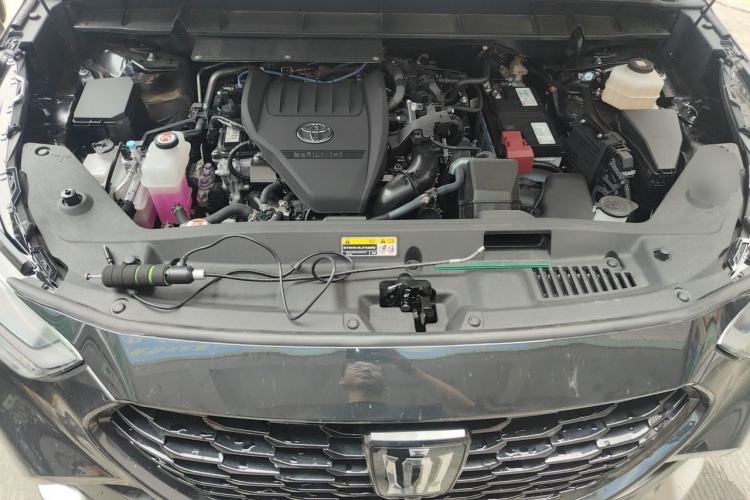 Used Toyota Crown Kluger 2026 Model 2.0T All-Wheel-Drive Dynamic Edition Engine Bay
