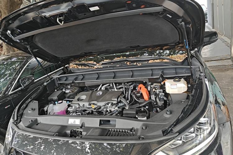 Used Toyota Crown Kluger 2026 Model 2.5L HEV All-Wheel-Drive Prestige Edition Engine Bay