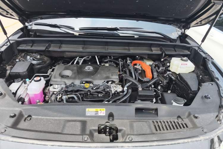 Used Toyota Crown Kluger 2026 Model 2.5L HEV All-Wheel-Drive Prestige Edition Engine Bay