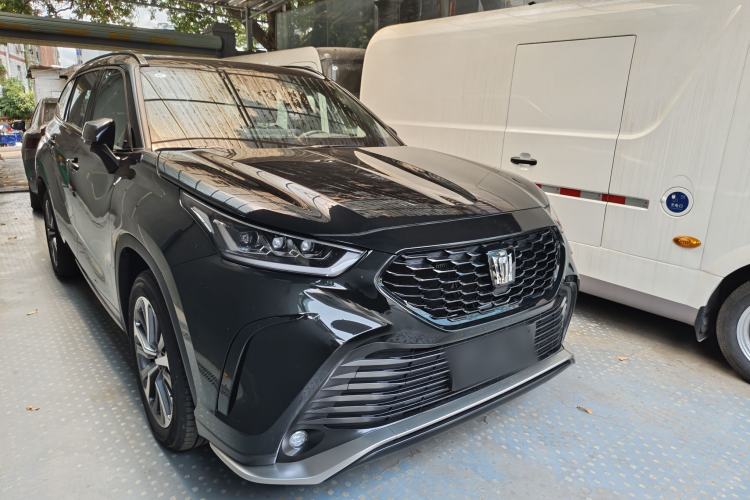 Used Toyota Crown Kluger 2026 Model 2.5L HEV All-Wheel-Drive Luxury Edition Exterior 2