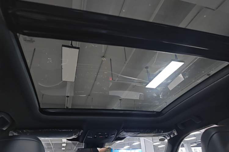 Used Toyota Crown Kluger 2026 Model 2.5L HEV All-Wheel-Drive Prestige Edition Headliner