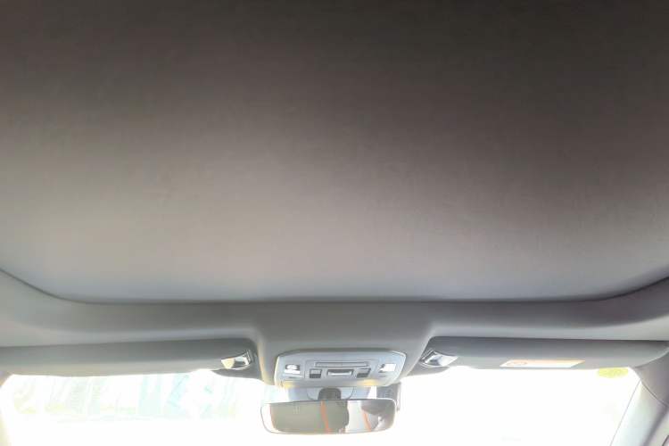 Used Toyota Crown Kluger 2026 Model 2.5L HEV All-Wheel-Drive Prestige Edition Headliner
