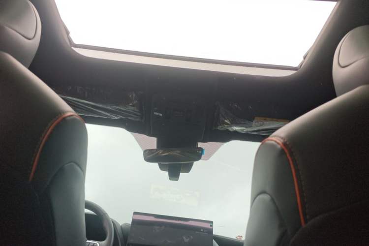 Used Toyota Crown Kluger 2026 Model 2.5L HEV All-Wheel-Drive Prestige Edition Headliner