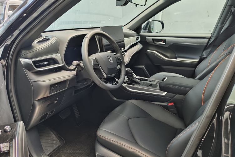 Used Toyota Crown Kluger 2026 Model 2.5L HEV All-Wheel-Drive Luxury Edition Interior 1