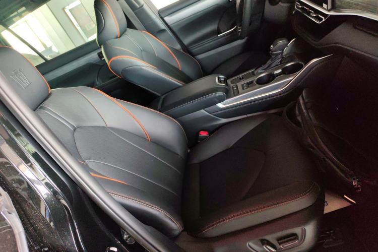 Used Toyota Crown Kluger 2026 Model 2.5L HEV Two-Wheel-Drive Luxury Edition Right Front Seat