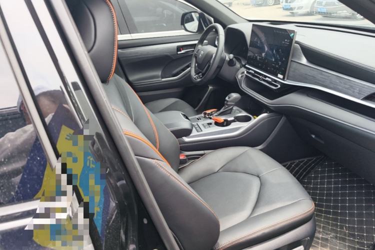 Used Toyota Crown Kluger 2026 Model 2.5L HEV All-Wheel-Drive Prestige Edition Right Front Seat