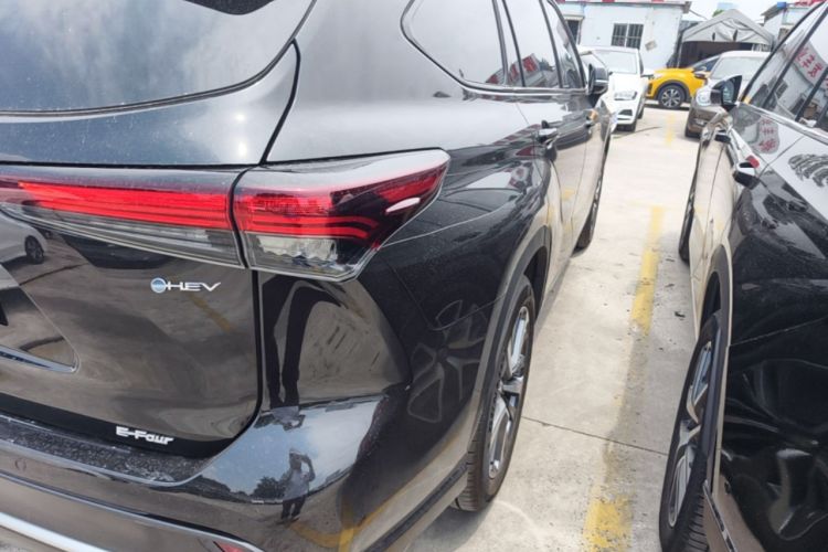Used Toyota Crown Kluger 2026 Model 2.5L HEV All-Wheel-Drive Prestige Edition Right Rear Taillight