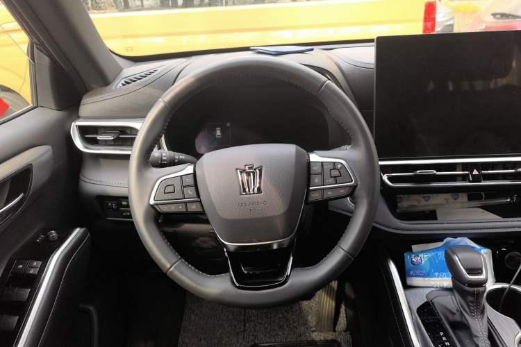 Used Toyota Crown Kluger 2026 Model 2.5L HEV All-Wheel-Drive Prestige Edition Steering Wheel