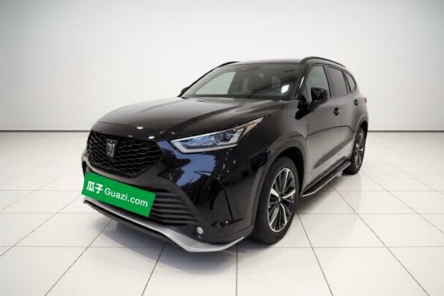 Ojetý Toyota Crown Kluger 2026 Model 2.5L HEV Two-Wheel-Drive Luxury Edition