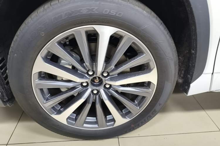 Used Toyota Crown Kluger 2026 Model 2.5L HEV All-Wheel-Drive Prestige Edition Exterior 4