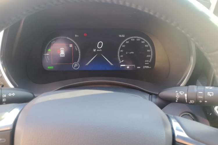 Used Toyota Crown Kluger 2026 Model 2.5L HEV All-Wheel-Drive Prestige Edition Instrument Cluster