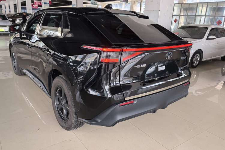 Used Toyota FAW bZ4X 2022 Two-Wheel-Drive Elite JOY Edition Exterior 2