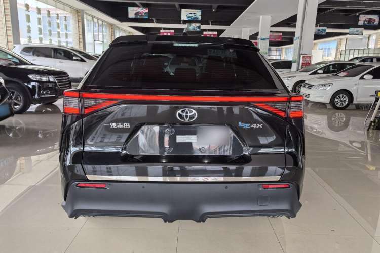 Used Toyota FAW bZ4X 2022 Two-Wheel-Drive Elite JOY Edition Exterior 3