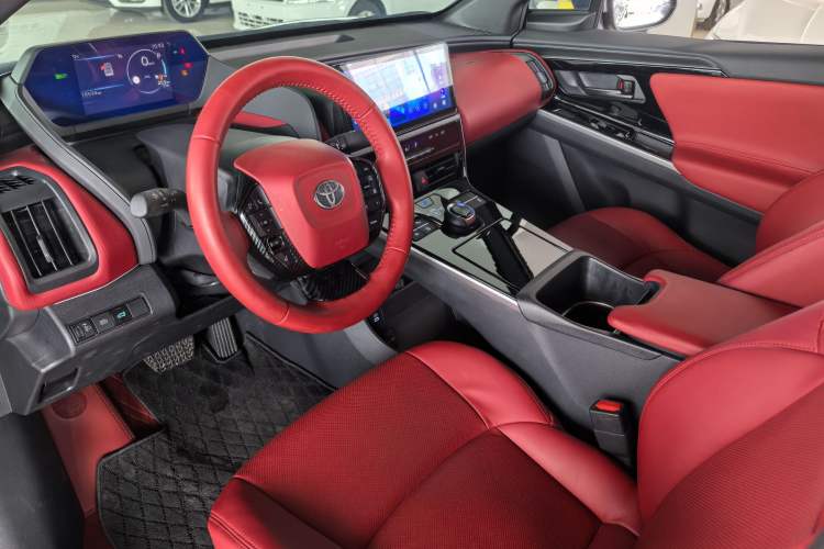 Used Toyota FAW bZ4X 2022 Two-Wheel-Drive Elite JOY Edition Interior 2