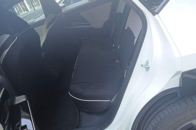 Used Toyota FAW bZ4X 2022 Two-Wheel Drive Long-Range PRO Version Interior 4