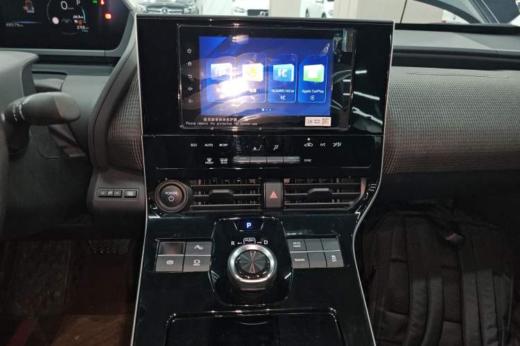 Used Toyota FAW bZ4X 2022 Two-Wheel-Drive Elite JOY Edition Audio And AC Panel