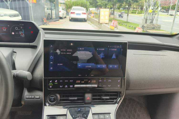 Used Toyota FAW bZ4X 2022 Four-Wheel-Drive High-Performance PRO Edition Audio And AC Panel