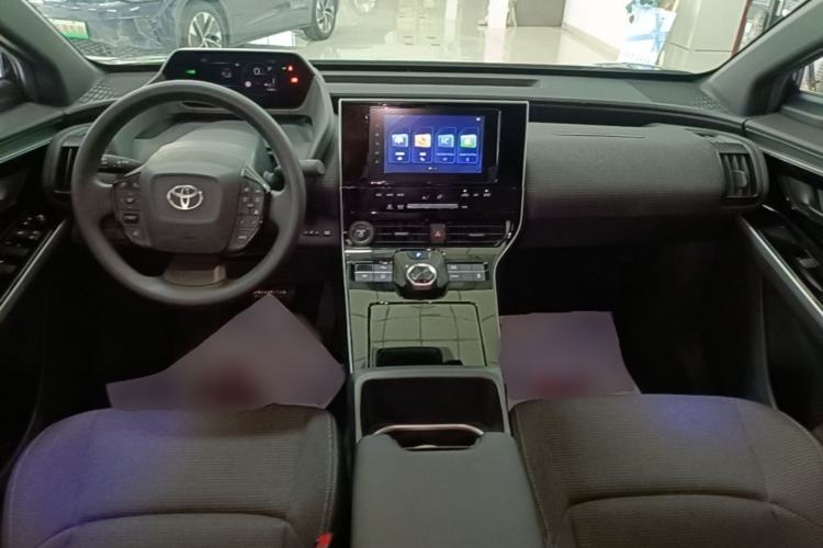 Used Toyota FAW bZ4X 2022 Two-Wheel-Drive Elite JOY Edition Center Console