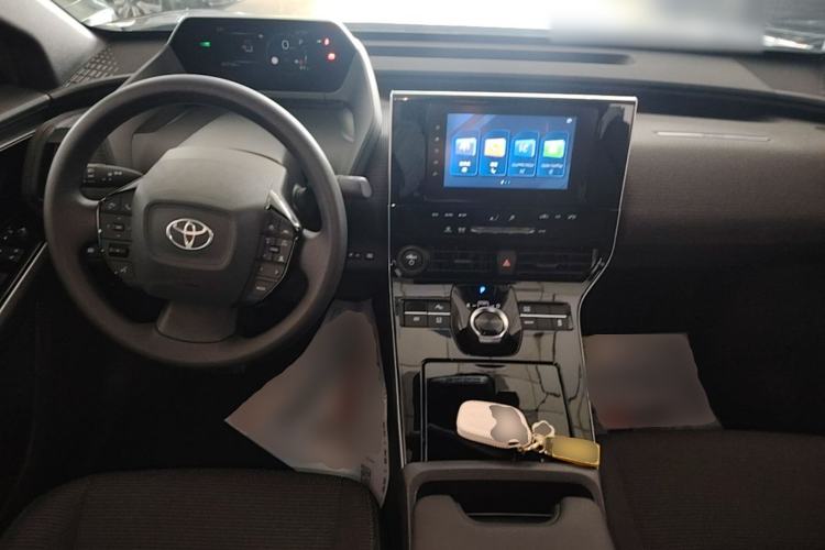 Used Toyota FAW bZ4X 2022 Two-Wheel-Drive Elite JOY Edition Center Console