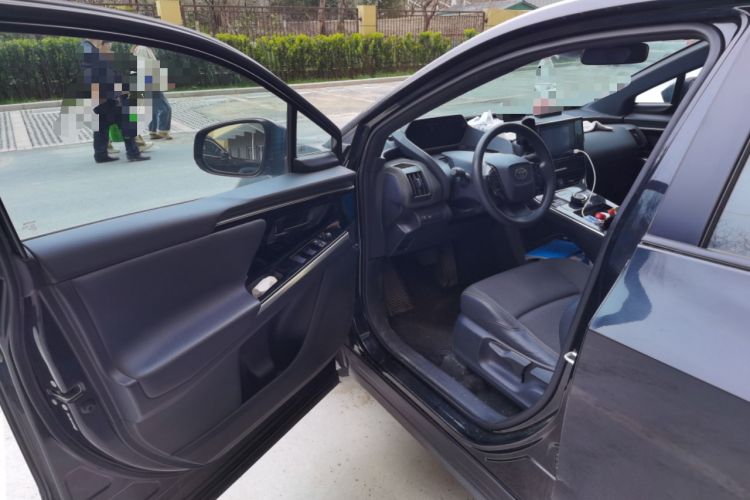 Used Toyota FAW bZ4X 2022 Two-Wheel-Drive Elite JOY Edition Driver Seat
