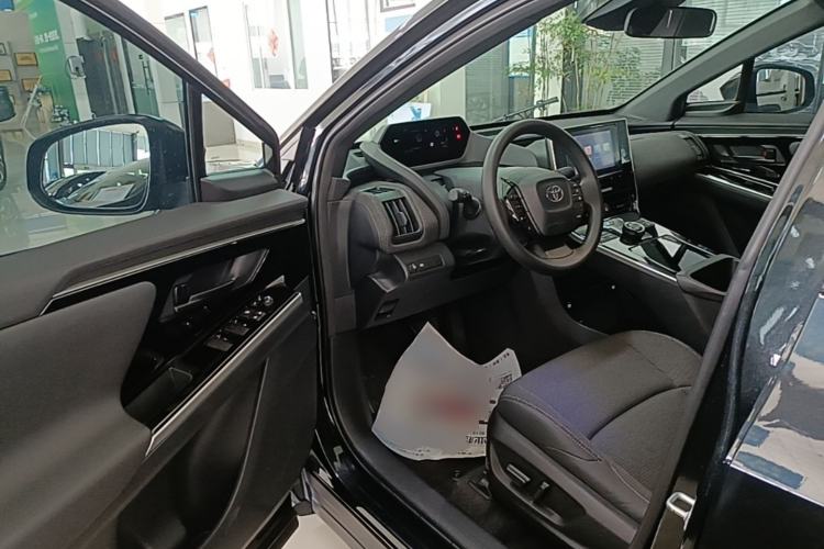 Used Toyota FAW bZ4X 2022 Two-Wheel-Drive Elite JOY Edition Driver Seat