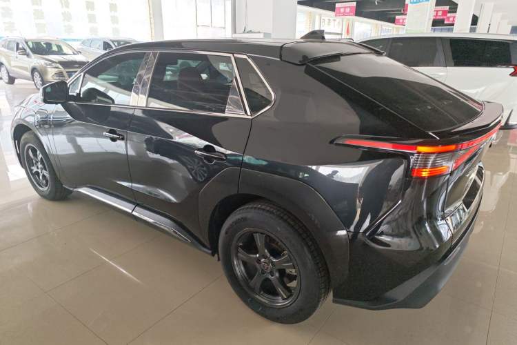 Used Toyota FAW bZ4X 2022 Two-Wheel-Drive Elite JOY Edition Exterior 3