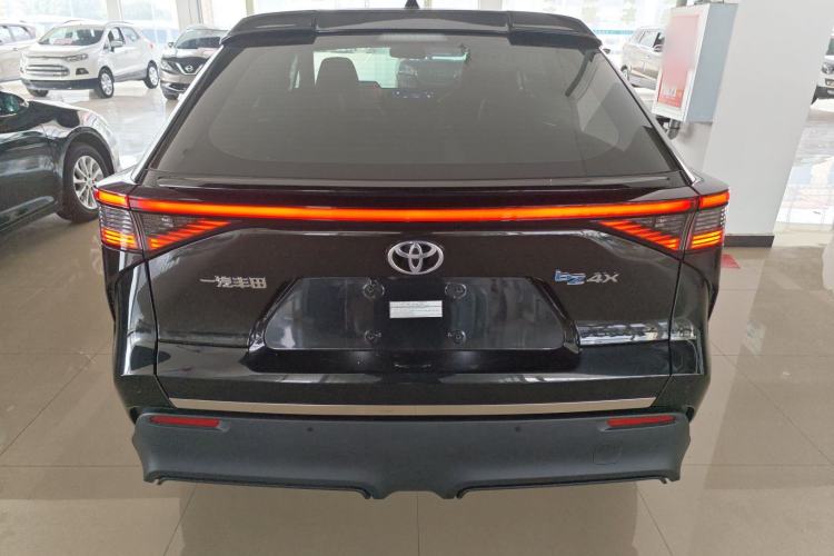 Used Toyota FAW bZ4X 2022 Two-Wheel-Drive Elite JOY Edition Exterior 4