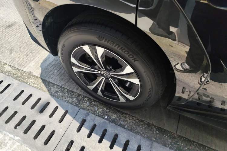 Used Toyota FAW bZ4X 2022 Two-Wheel-Drive Long-Range JOY Edition Exterior 5