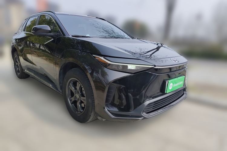 Used Toyota FAW bZ4X 2022 Two-Wheel-Drive Elite JOY Edition Front Right 45 Deg