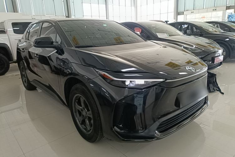 Used Toyota FAW bZ4X 2022 Two-Wheel-Drive Elite JOY Edition Front Right 45 Deg