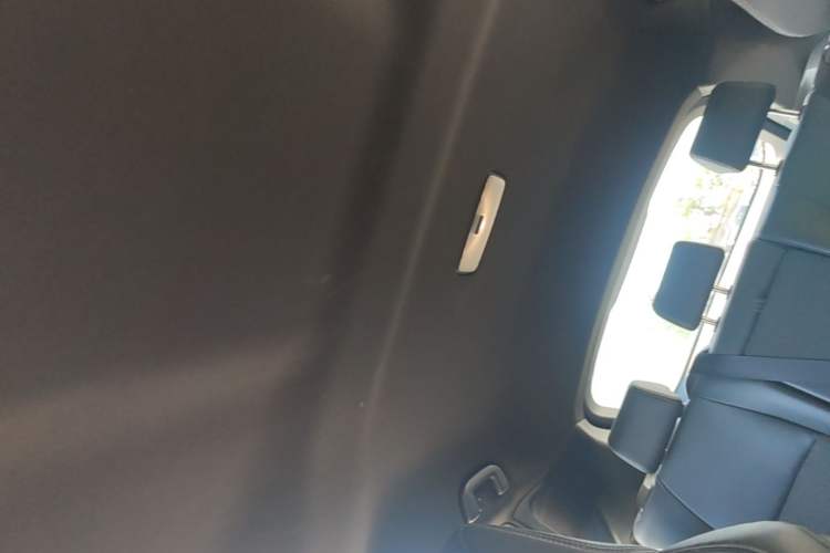 Used Toyota FAW bZ4X 2022 Two-Wheel-Drive Elite JOY Edition Headliner