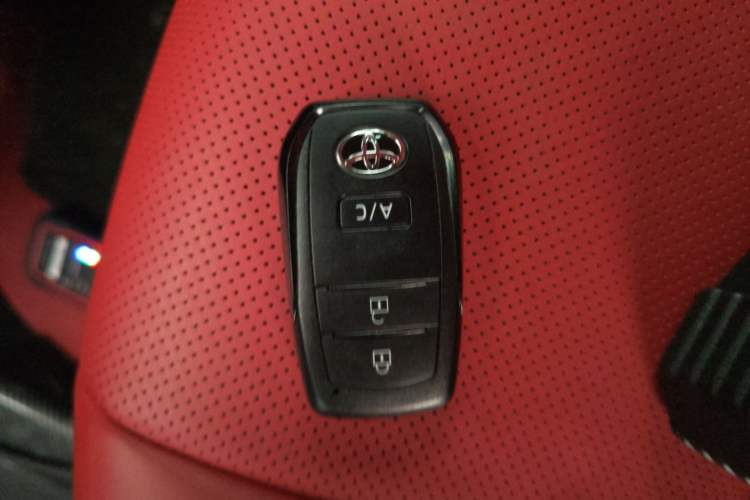 Used Toyota FAW bZ4X 2022 Two-Wheel-Drive Elite JOY Edition Interior 1