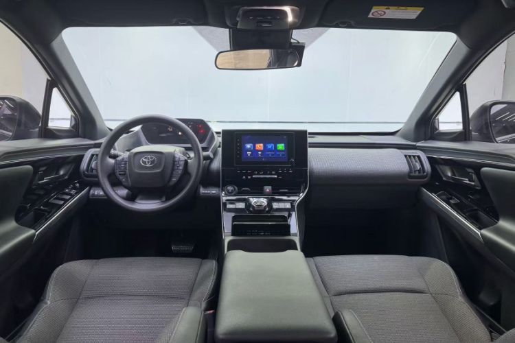 Used Toyota FAW bZ4X 2022 Two-Wheel-Drive Elite JOY Edition Interior 1