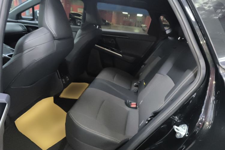 Used Toyota FAW bZ4X 2022 Two-Wheel-Drive Elite JOY Edition Interior 4