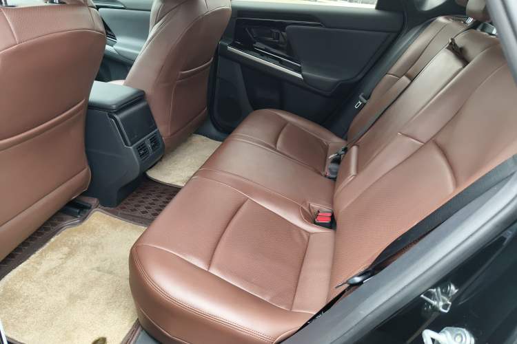 Used Toyota FAW bZ4X 2022 Four-Wheel-Drive High-Performance Premium Edition Interior 4