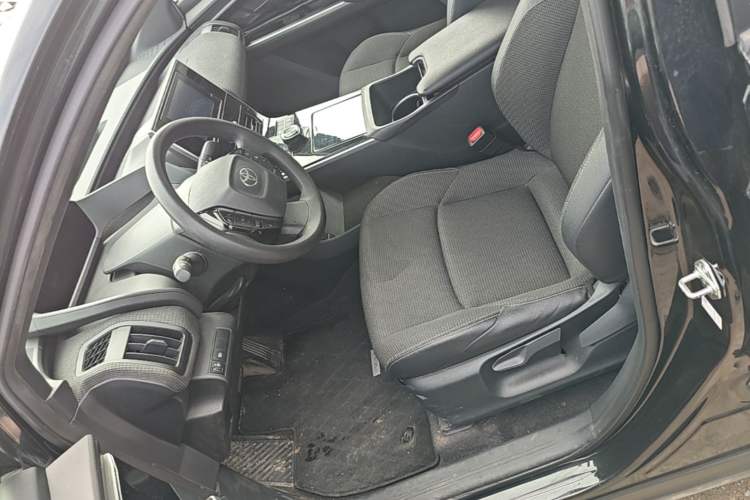 Used Toyota FAW bZ4X 2022 Two-Wheel-Drive Elite JOY Edition Left Front Seat