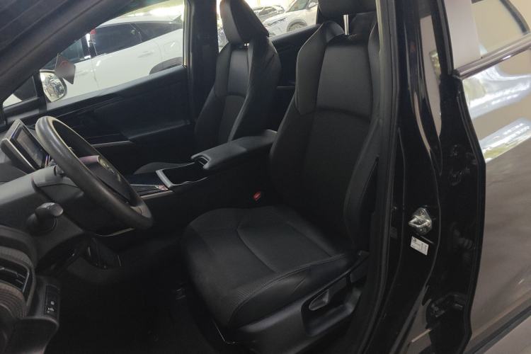 Used Toyota FAW bZ4X 2022 Two-Wheel-Drive Long-Range JOY Edition Left Front Seat