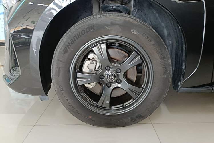 Used Toyota FAW bZ4X 2022 Two-Wheel-Drive Elite JOY Edition Left Front Wheel Hub