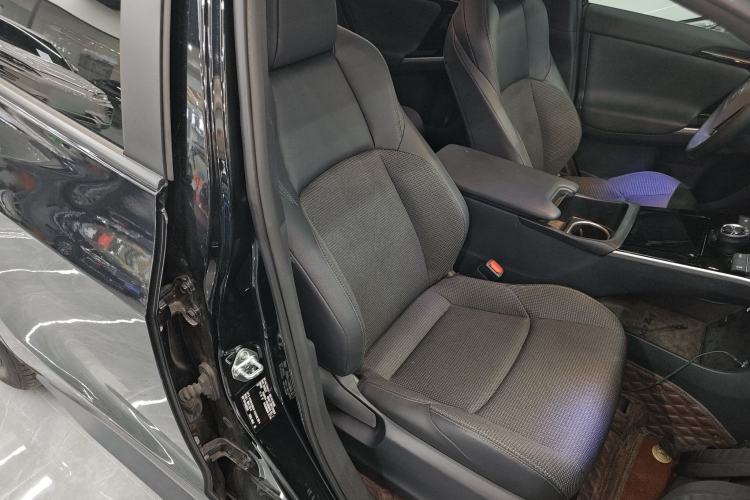 Used Toyota FAW bZ4X 2022 Two-Wheel-Drive Elite JOY Edition Right Front Seat