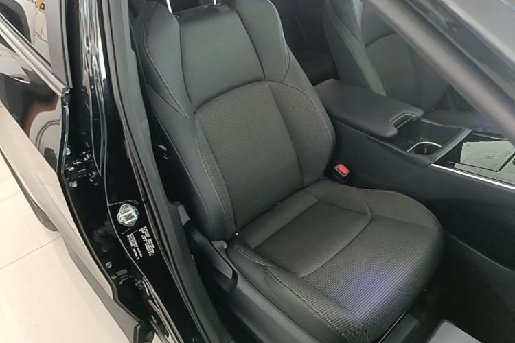 Used Toyota FAW bZ4X 2022 Two-Wheel-Drive Elite JOY Edition Right Front Seat