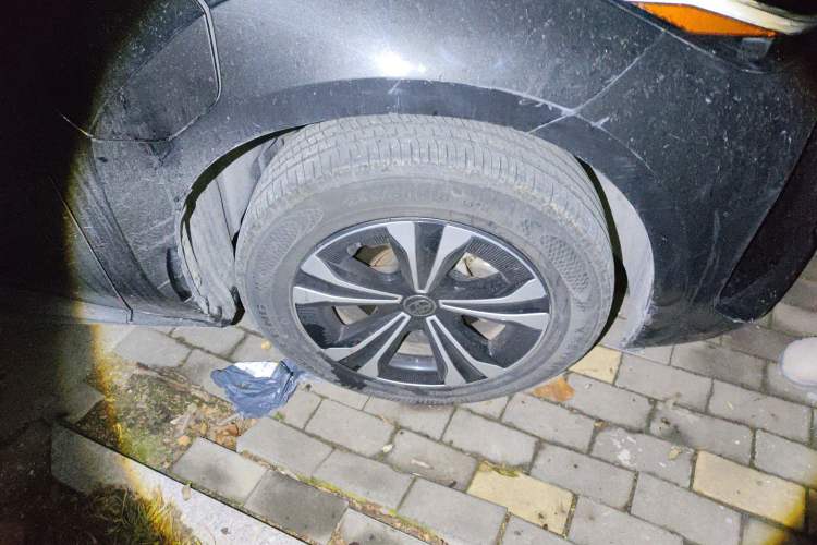Used Toyota FAW bZ4X 2022 Two-Wheel Drive Long-Range PRO Version Right Front Wheel Hub